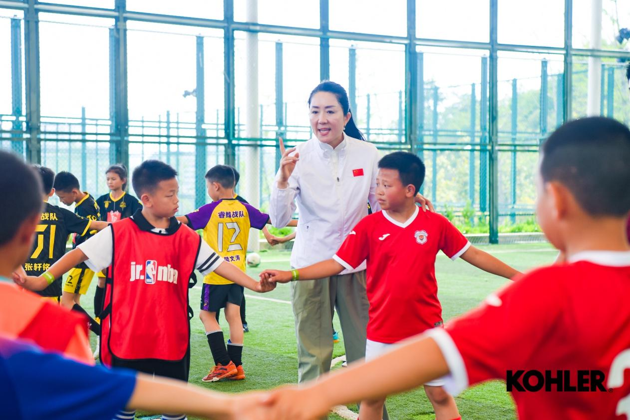 Kaiyun APP-关于中国足球公益项目走进偏远地区，普及足球运动基础的信息