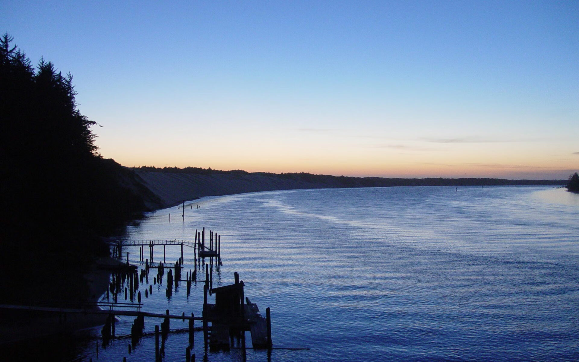 战术应变速度快面对变化迅速调整确保比赛节奏维持在优势端,战术的应用过程较量是战术的理论知识的掌握